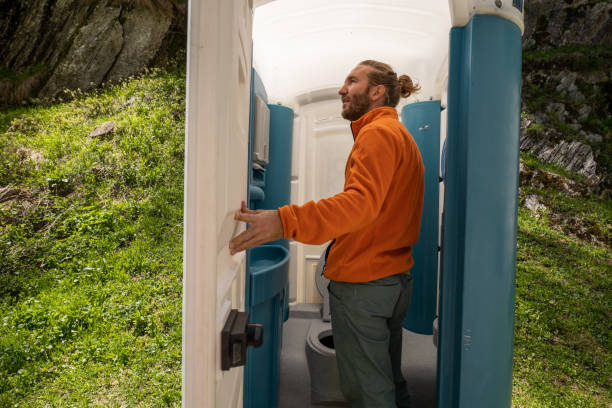 Best Wedding porta potty rental  in Mangonia Park, FL