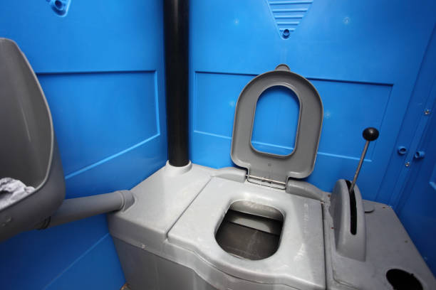 Best Portable restroom trailer rental  in Mangonia Park, FL